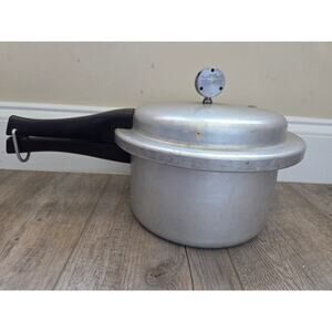 ​Vintage Mirro-Matic 4 Qt Pressure Pan 394M Complete w/ Weight Rack & Manual